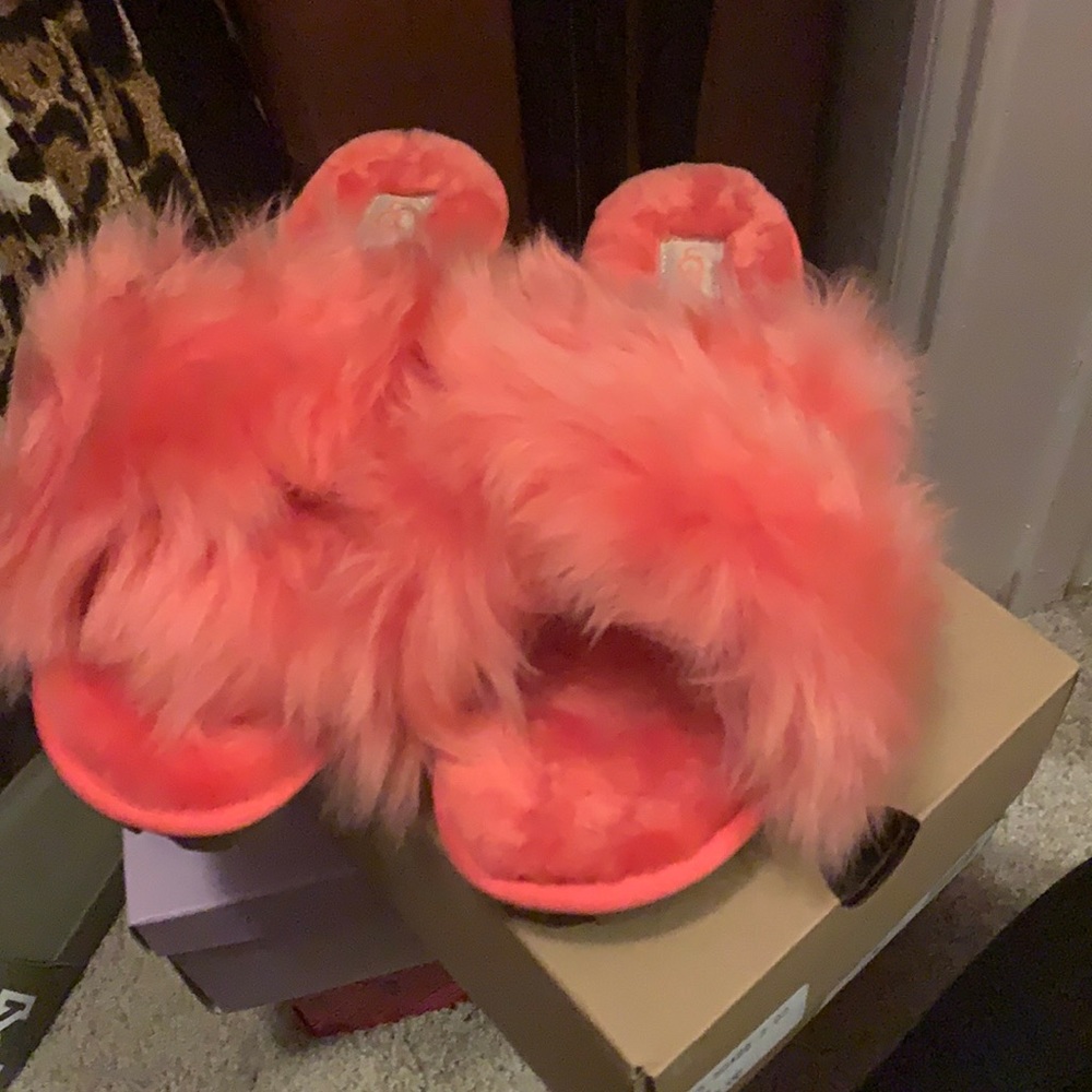 Comfy Ugg sandals